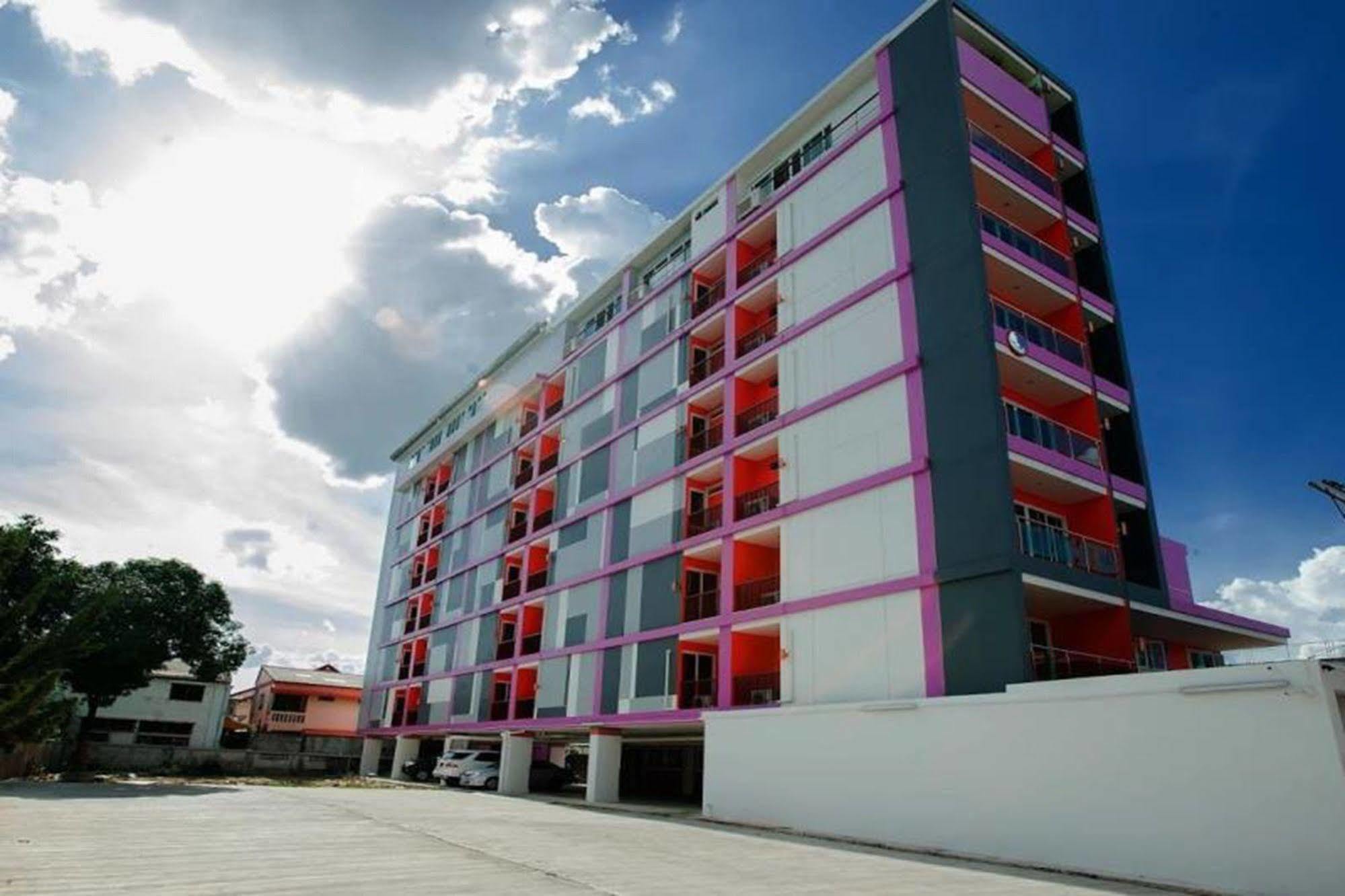 Family Hotel Khon Kaen Exterior photo